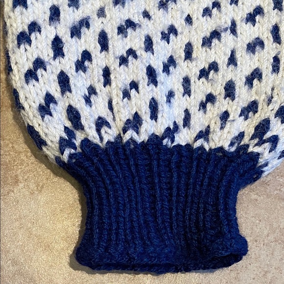 Classic Norwegian Ski Sweater Handmade - Picture 4 of 5